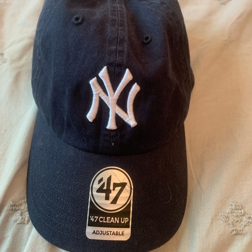 NEW YORK YANKEES BASEBALL HAT/CAP